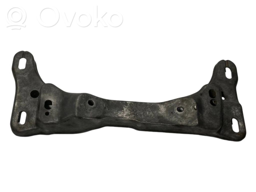 Кронштейн крепления трансмиссии