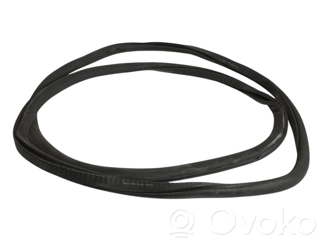 Priekšpusē apdares gumija (virsbūvē)