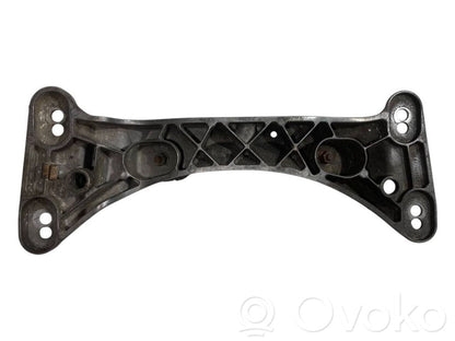 Pārnesumkārbas stiprinājuma kronšteins