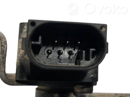 Augstuma sensors (priekšējo lukturu)