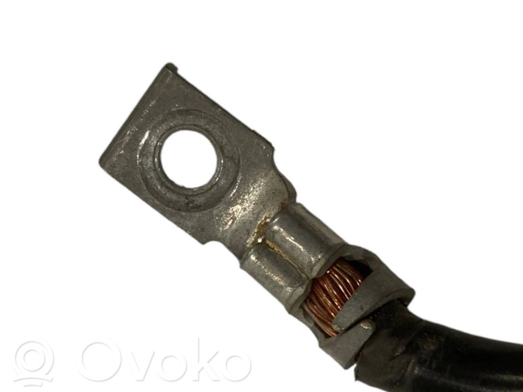 Mīnusa vads (akumulatora)