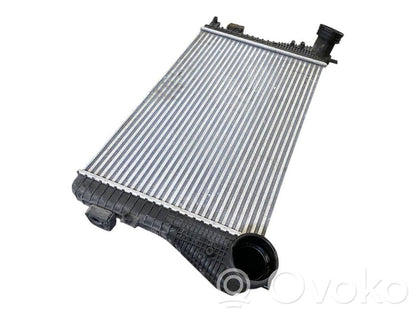 Starpdzesētāja radiators