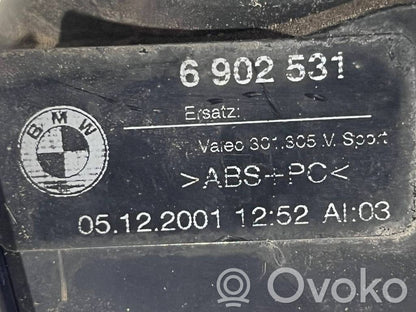 Aizmugurējais lukturis virsbūvē