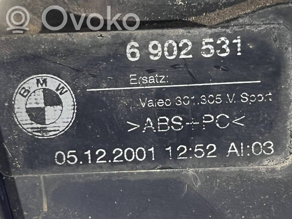 Aizmugurējais lukturis virsbūvē