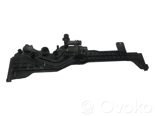 Caurulīte (-es) / šļūtene (-es)