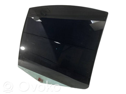 aizmugurējo durvju stikls