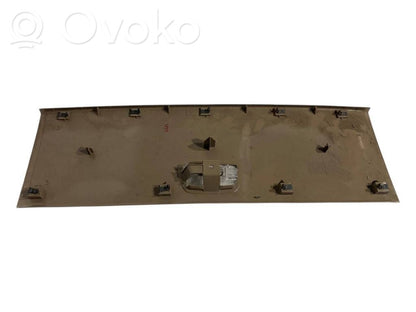 Cita veida bagāžnieka dekoratīvās apdares detaļa