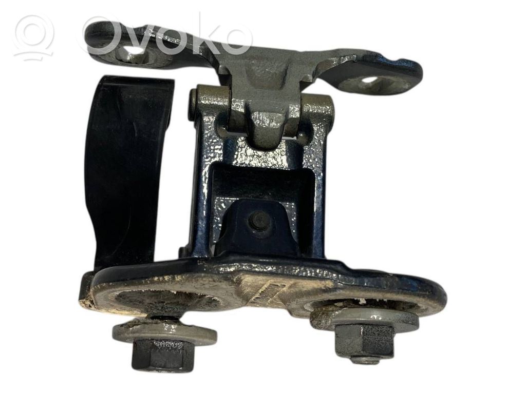 Aizmugurējā pārsega eņģe (-ess)