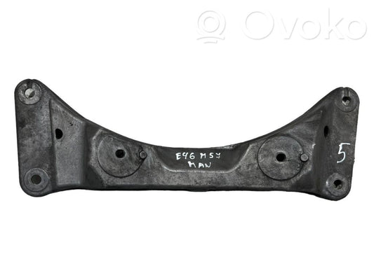 Pārnesumkārbas stiprinājuma kronšteins