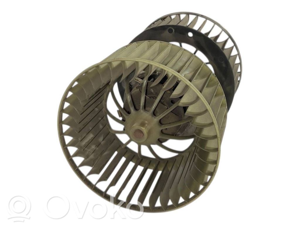 Mazā radiatora ventilators