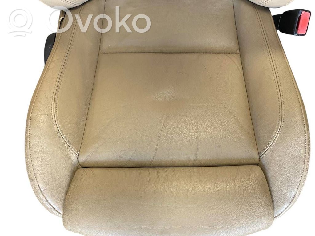 Salona daļu komplekts