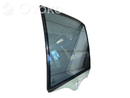 aizmugurējo durvju stikls