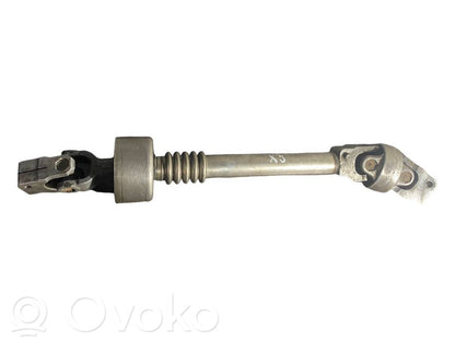 Stūresrata ass krustsavienojums