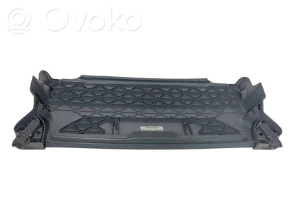 Bagāžnieka sānu apakšējās apdares panelis