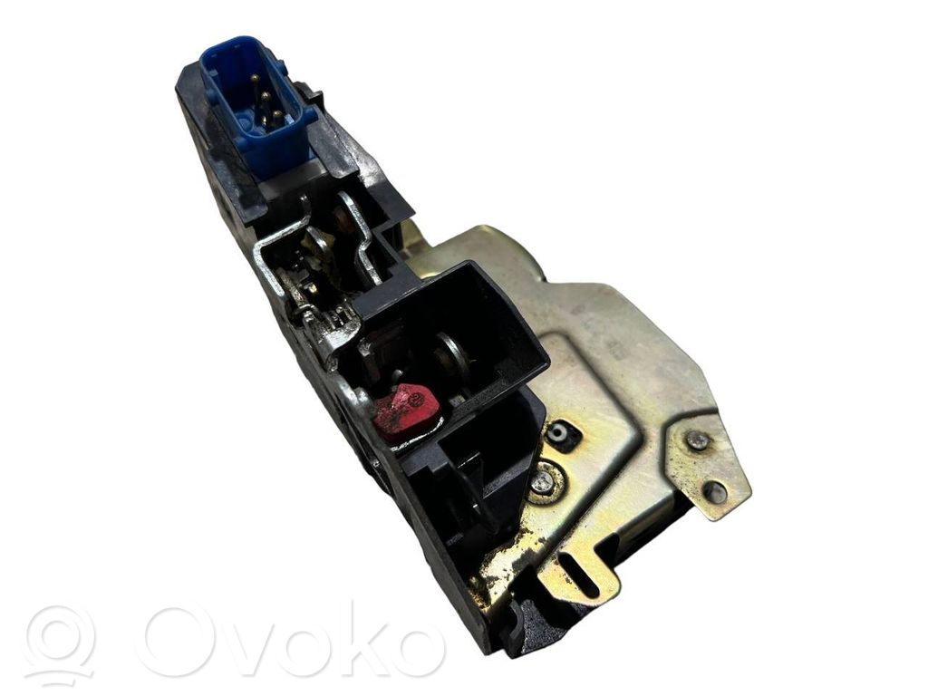 Aizmugurē slēdzene