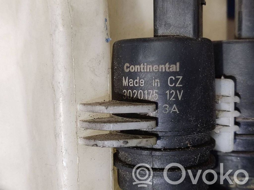 Logu šķidruma tvertne