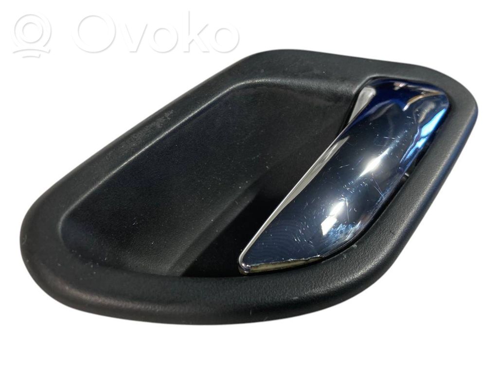 Внутренняя ручка открывания