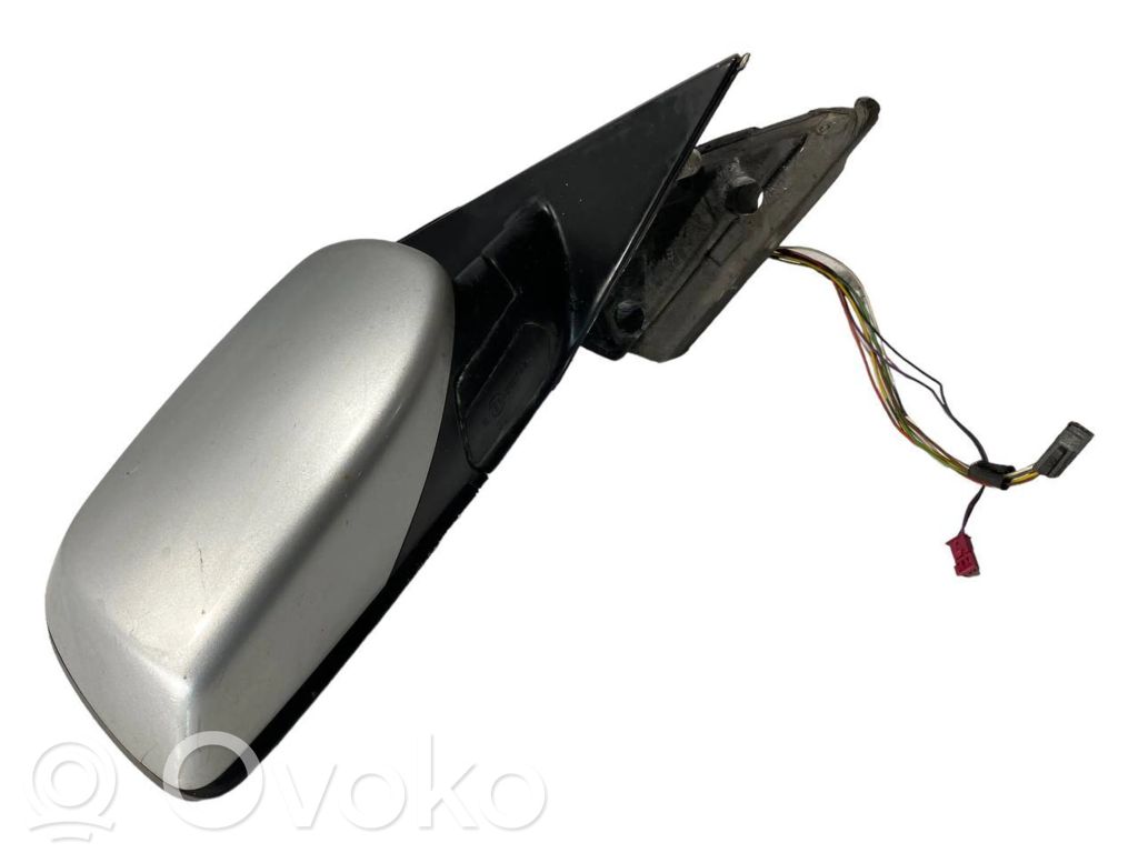 Spogulis (elektriski vadāms)