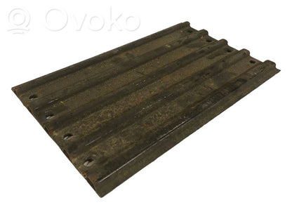 Muffler holder
