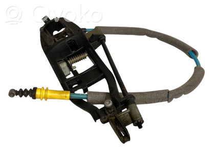 Aizmugurē turētājs / kronšteins ārējam atvēršanas rokturim