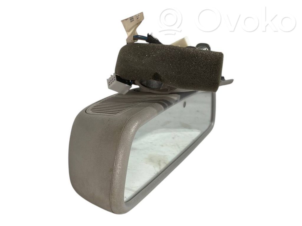 Atpakaļskata spogulis (salonā)