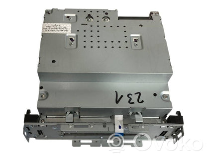 Radio / CD/DVD player / navigation