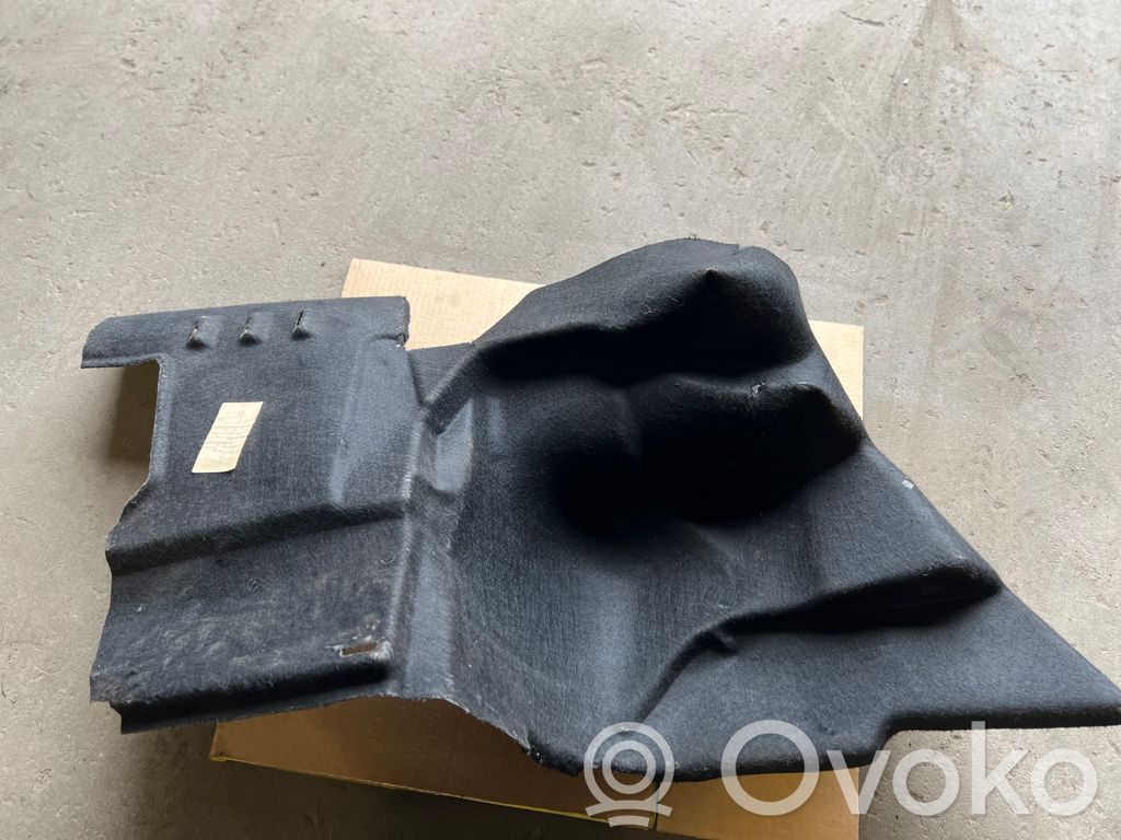 Side decorative trim panel