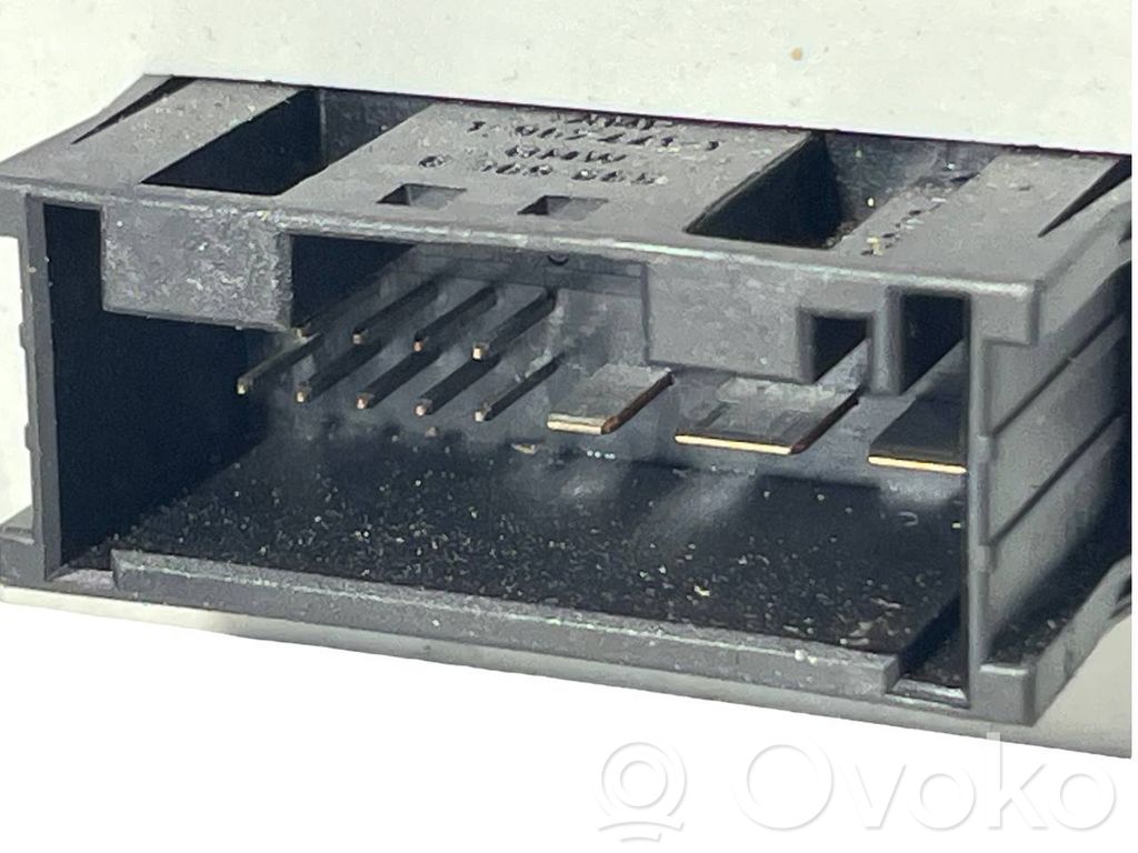 Aizdedzes ECU komplekts