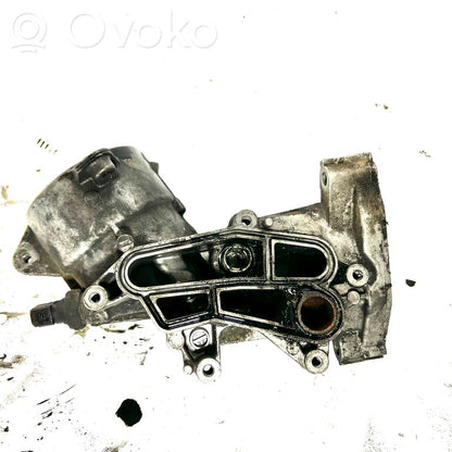 Eļļas filtra turētājs / dzesētājs