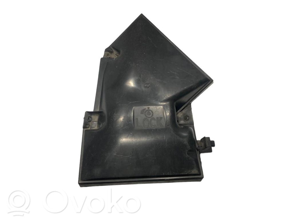 Gaisa filtra kastes vāks