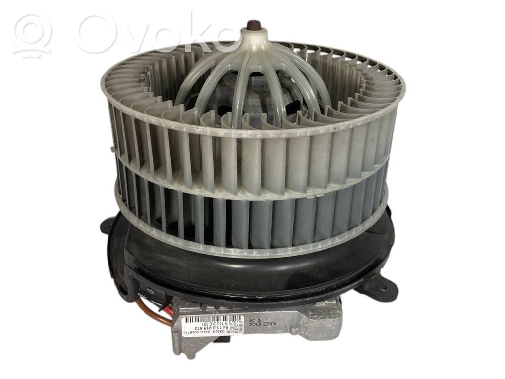 Mazā radiatora ventilators