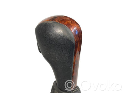 Switching mechanism (sliding mechanism)