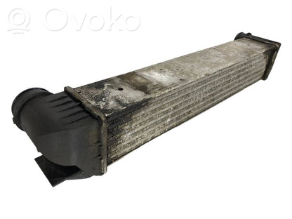 Starpdzesētāja radiators