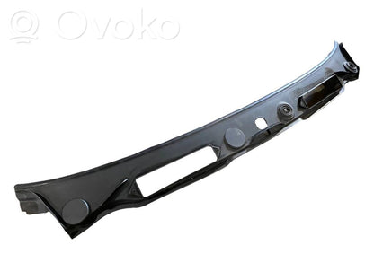 Stikla tīrītāja slotiņas