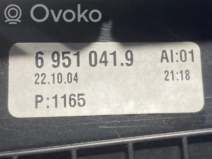 Klimata kontrole / mazā radiatora vadības dekoratīvā apdare