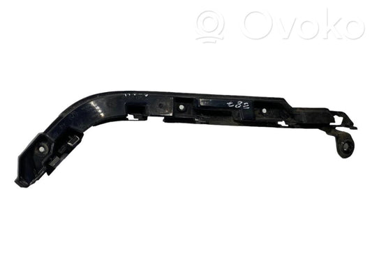 Rear bumper mounting bracket