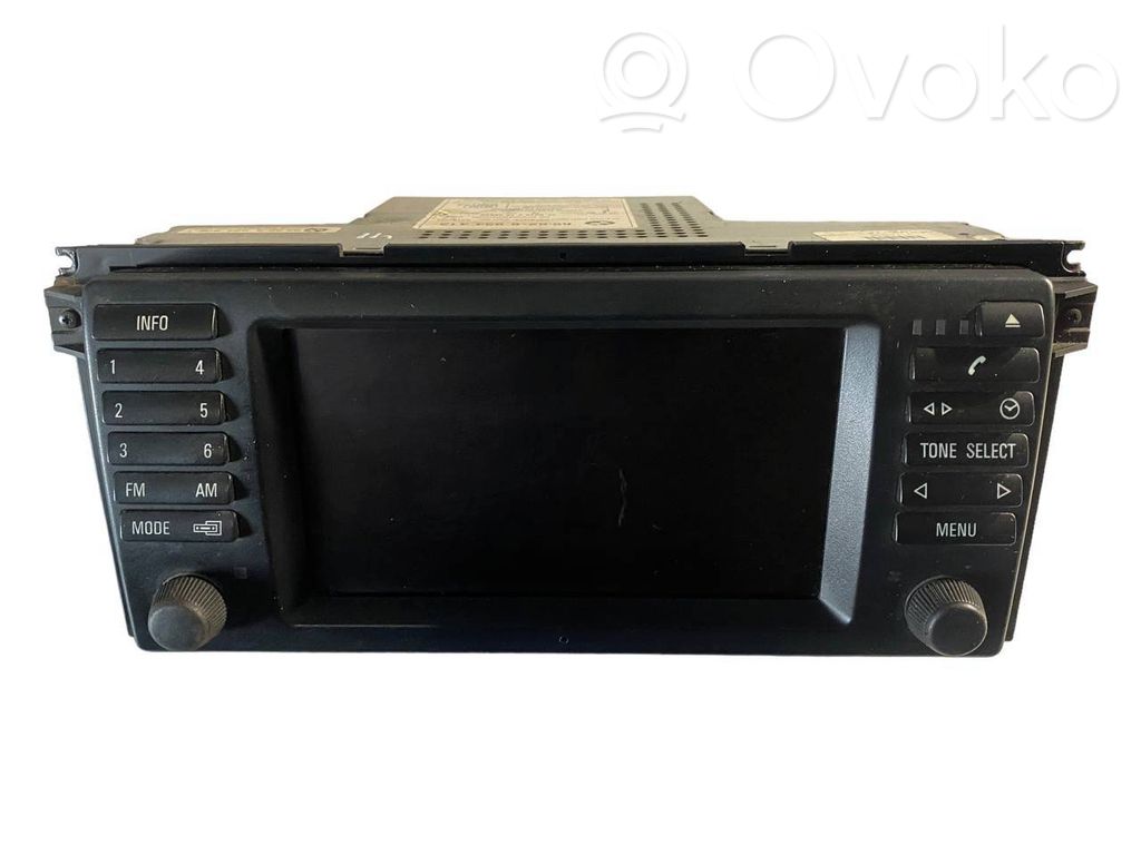 Radio / CD/DVD atskaņotājs / navigācija