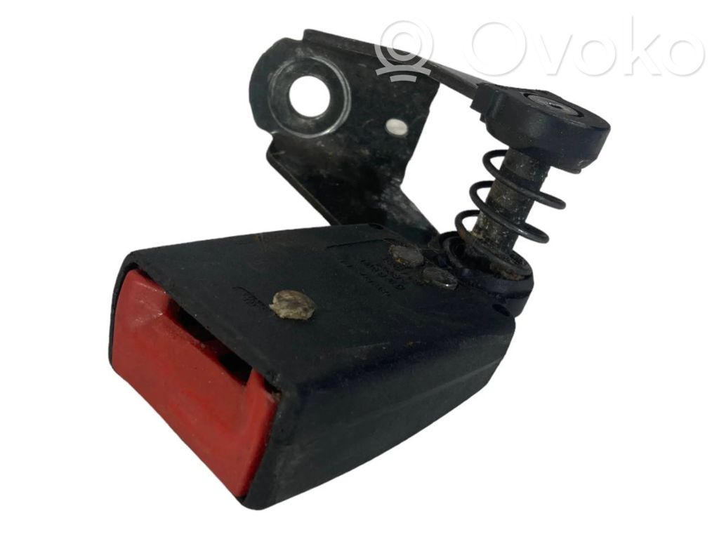 Aizmugurējās jostas sprādze