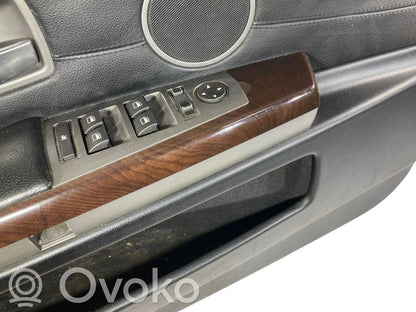 Отделка передней двери