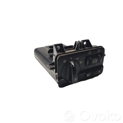 Headlight switch