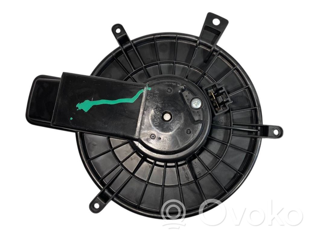 Mazā radiatora ventilators