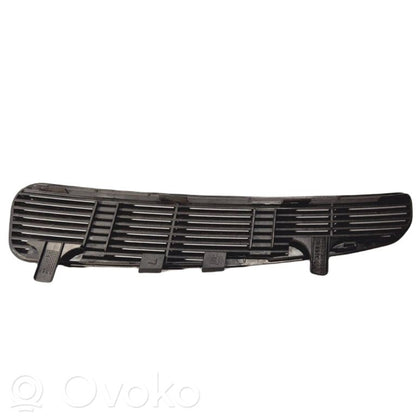 Задняя воздухо-вентиляционная решетка