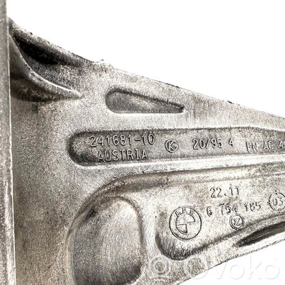 Dzinēja nostiprināšanas stiprinājums-kronšteins