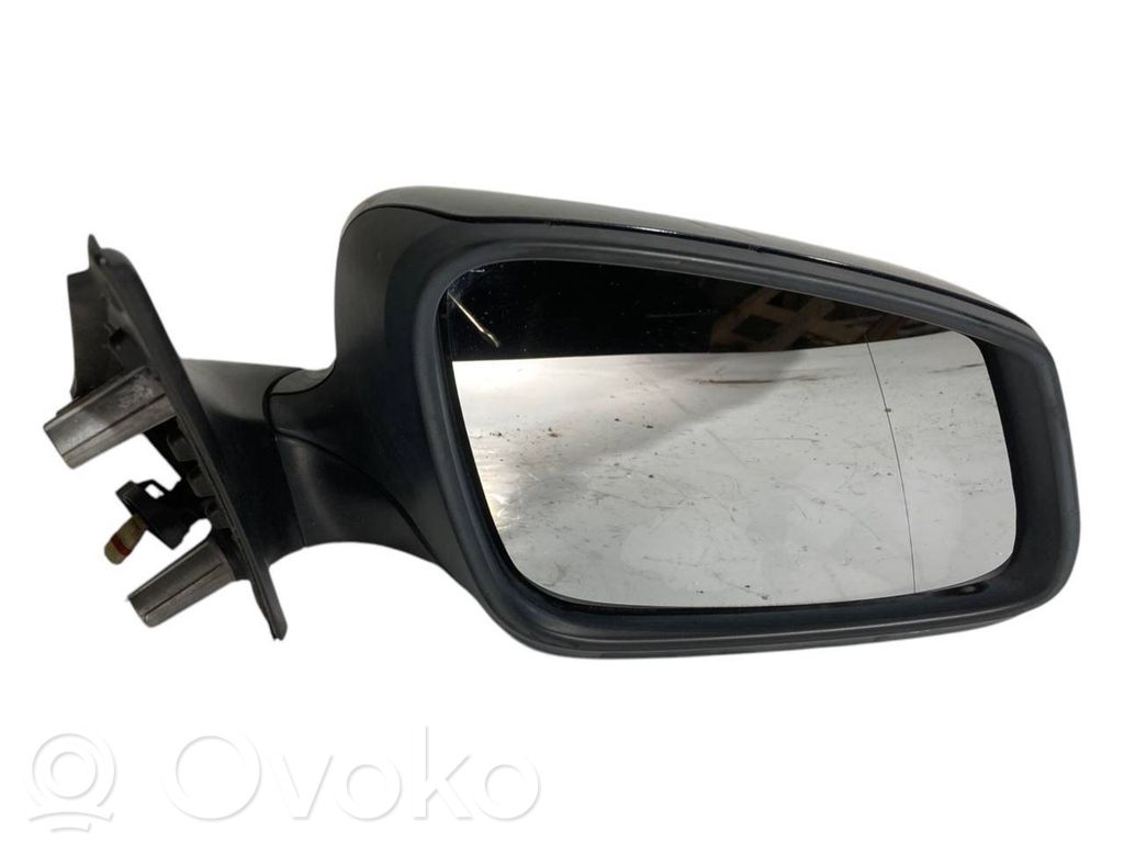 Spogulis (elektriski vadāms)