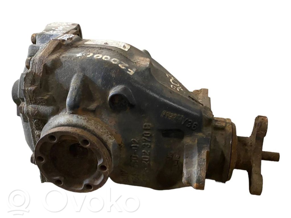 Aizmugurējais reduktors