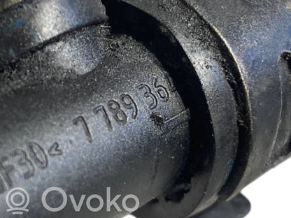 Degvielas caurulīte (-es)