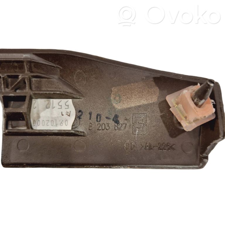 Другая часть интерьера