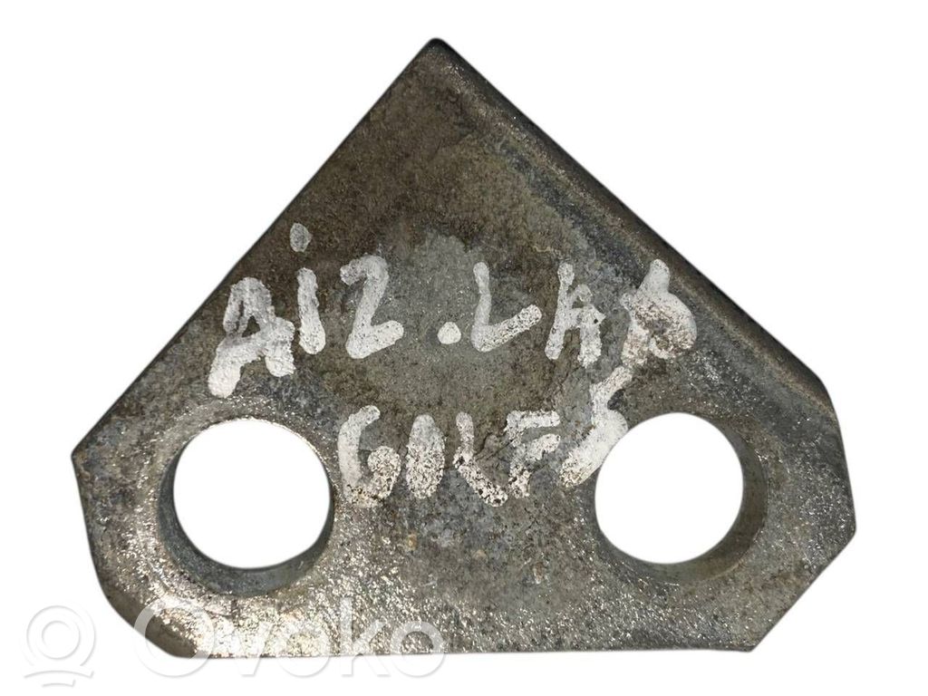 Aizmugurē augšējā vira (eņģe)