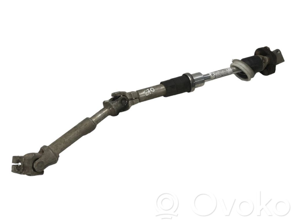 Stūresrata ass krustsavienojums