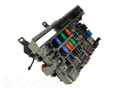 Блок предохранителей